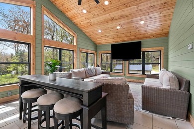 Located in the heart of it all! Luxury Northwoods Retreat on 5+ - photo 34