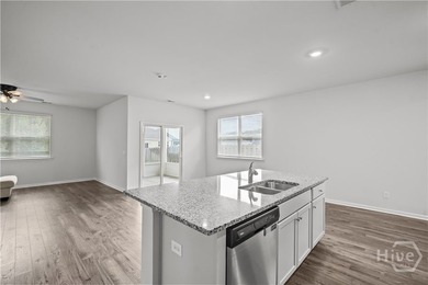 Welcome to 72 Knotty Court in Richmond Hill, where thoughtful - photo 6