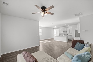 Welcome to 72 Knotty Court in Richmond Hill, where thoughtful - photo 10