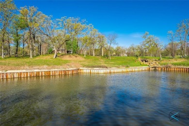 Lake Lot Sale Pending in Mabank, Texas