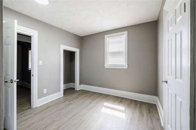 Spacious duplex offering a great opportunity for both - photo 13