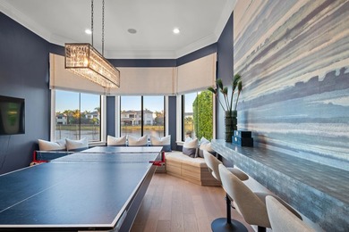 Meticulously designed and built in 2015, this exceptional - photo 23