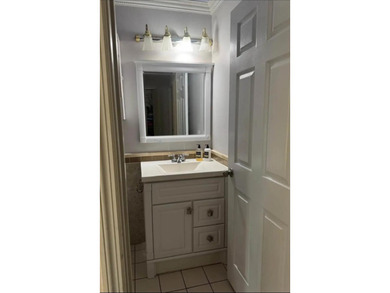 Welcome to a great home in the perfect location! This house with - photo 9