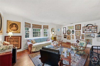 You'll fall in love with this adorable cottage in desirable - photo 7