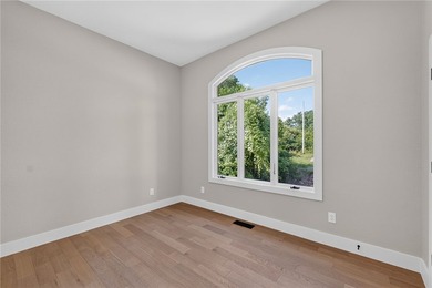 Like-new without the wait! This beautifully renovated Bella - photo 17