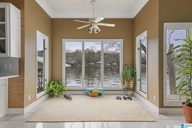 Location! Location! The impossible is possible with this flat - photo 25