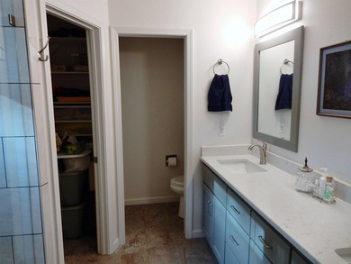 Step into the beautifully remodeled kitchen, designed to inspire - photo 25