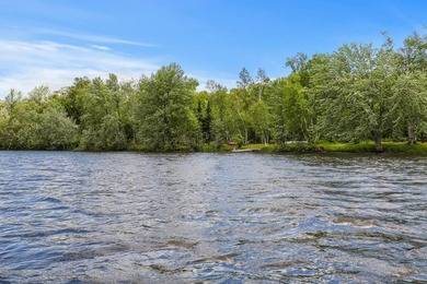 Escape to the beauty of Wisconsin's Northwoods with this - photo 28