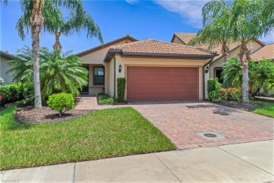 Lake Home For Sale in Fort Myers, Florida