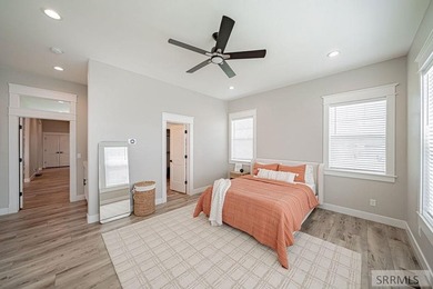 SOLD FULLY FURNISHED - Located right on the golf course and on 1 - photo 32