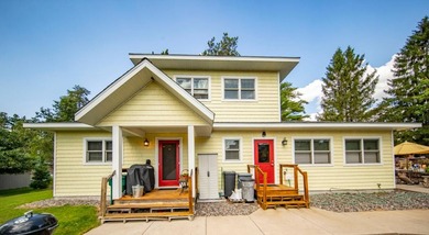 Beautiful home that blends modern with the timeless character of - photo 35