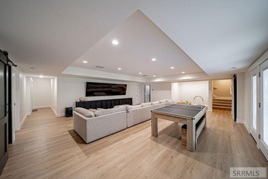 SOLD FULLY FURNISHED - Located right on the golf course and on 1 - photo 42