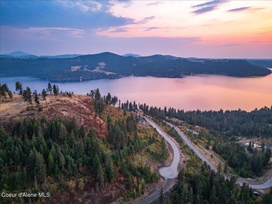 Wake up and fall asleep to breathtaking lake views from this - photo 4