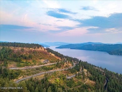 Wake up and fall asleep to breathtaking lake views from this - photo 10