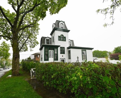 East River Home Sale Pending in College Point New York