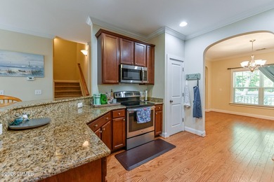 Immaculate 3bd 2.5 bath in Somerset Point on .56 of an acre - photo 12