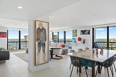 Exquisite oceanfront lower penthouse suite has been meticulously - photo 2