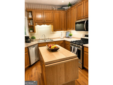 Welcome home to this beautiful 4-bedroom, 3-bath retreat nestled - photo 13
