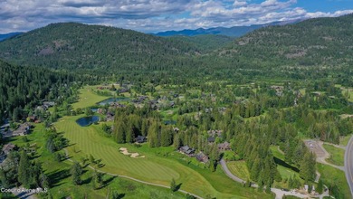 Sweeping views of the Cabinet Mountains and close proximity to - photo 19