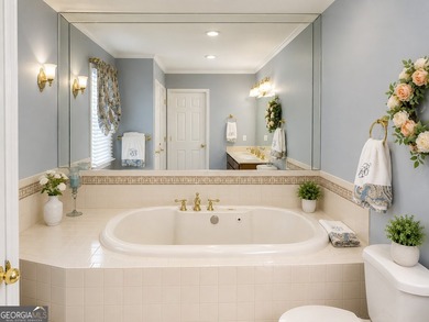 Welcome home to this beautiful 4-bedroom, 3-bath retreat nestled - photo 21