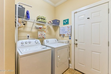 Immaculate 3bd 2.5 bath in Somerset Point on .56 of an acre - photo 23