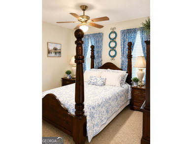 Welcome home to this beautiful 4-bedroom, 3-bath retreat nestled - photo 23