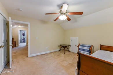 Immaculate 3bd 2.5 bath in Somerset Point on .56 of an acre - photo 25