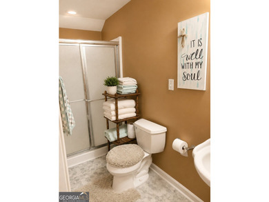 Welcome home to this beautiful 4-bedroom, 3-bath retreat nestled - photo 26