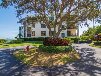 Wake up to peaceful Intracoastal views in this 2-bedroom, 2-bath - photo 26
