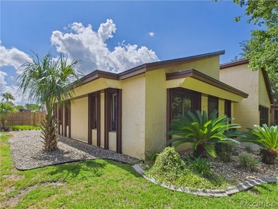 Cozy 2 bedroom 2 bath 2 car garage villa nicely positioned on a - photo 38