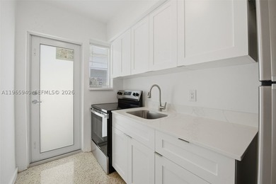 Introducing 800 Biscayne Point, a multifamily investment on an - photo 41