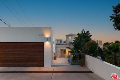 Presenting the Malibu Water Tower House - an iconic - photo 8