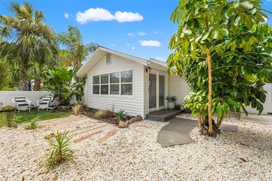 Charming and updated Turnkey  Bungalow in the Heart of Bradenton - photo 1