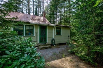 Harrisburg Lake Home For Sale in Stony Creek New York