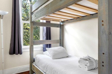 A classic Charleston Single style (currently in dual residence - photo 18