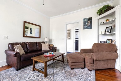 A classic Charleston Single style (currently in dual residence - photo 24