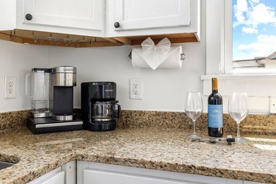 A classic Charleston Single style (currently in dual residence - photo 29