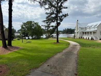 Lake Lot For Sale in Cordele, Georgia