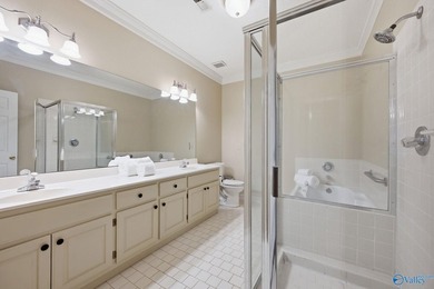 Prime location! This beautiful 3-bedroom, 2.5-bath townhome in - photo 15