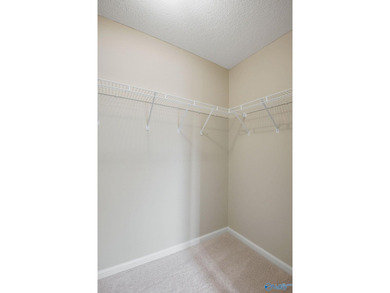 Prime location! This beautiful 3-bedroom, 2.5-bath townhome in - photo 23