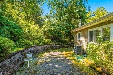 Welcome to 139 Mohawk Trail, a charming log cabin-style home - photo 24