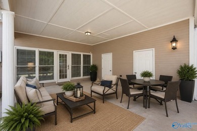 Prime location! This beautiful 3-bedroom, 2.5-bath townhome in - photo 30