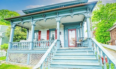 (private lake, pond, coastal) Home Sale Pending in Port Jefferson New York