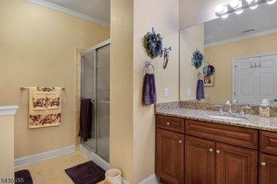 Beautifully appointed and impeccably maintained, this stunning - photo 19