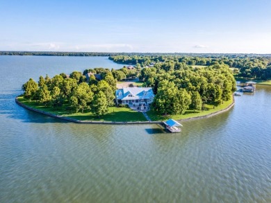 Richland Chambers Lake Home For Sale in Corsicana Texas