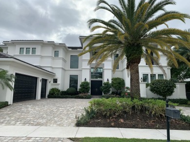 Lake Home For Sale in Boca Raton, Florida