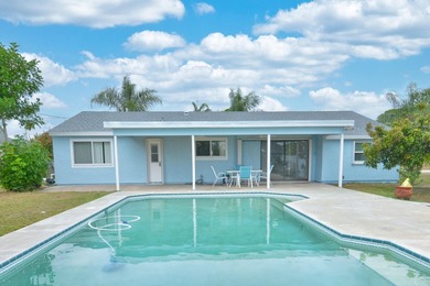 Beautifully updated 3 bedroom, 2 bath pool home in a desirable - photo 4