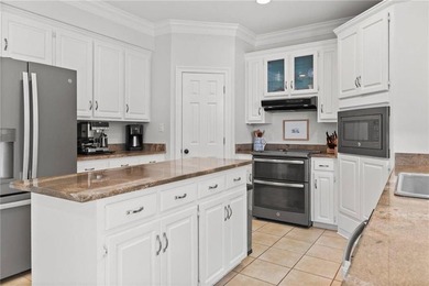 Beautifully maintained and situated on Rock Creek Golf Course - photo 12
