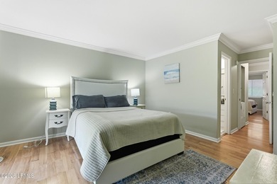Updated 2BR/2.5BA villa in a convenient mid-island location - photo 22
