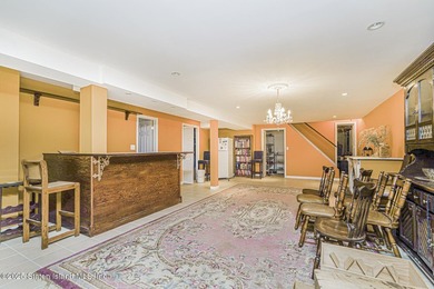 Welcome to 39 Selkirk Street located in a prime South Shore - photo 23